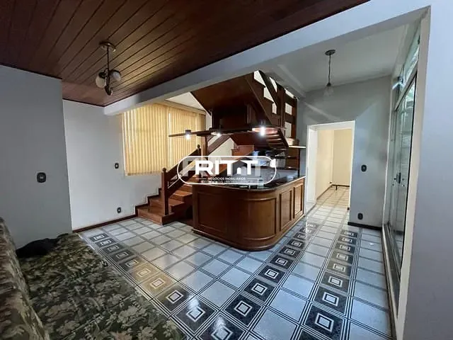 Casa com 384m² 5 quartos e 2 banheiros, à venda, no bairro Novo Taquaral em Campinas