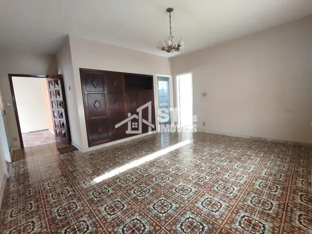 Casa com 261m² 4 quartos e 1 banheiro, à venda, no bairro Centro em Andradas