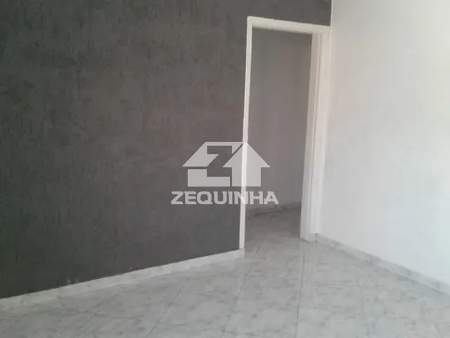 Casa com 275m² 5 quartos e 2 banheiros, à venda, no bairro Jardim Padroeira em Osasco