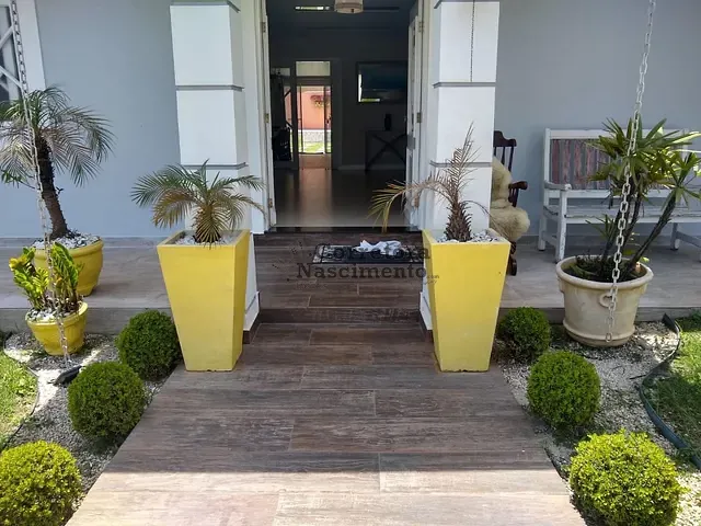 Casa com 800m² 5 quartos e 3 banheiros, à venda, no bairro Jardim Santa Maria em Jacareí