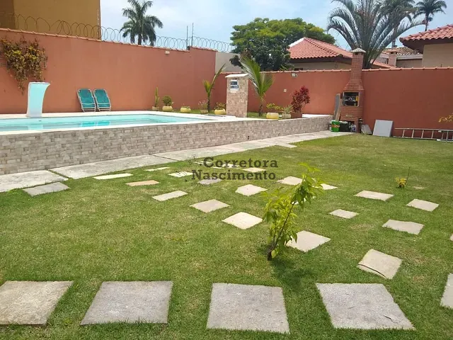 Casa com 800m² 5 quartos e 3 banheiros, à venda, no bairro Jardim Santa Maria em Jacareí