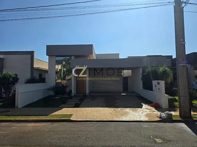 Casa com 250m² 3 quartos e 5 banheiros, à venda, no bairro Jardim Valencia em Ribeirão Preto
