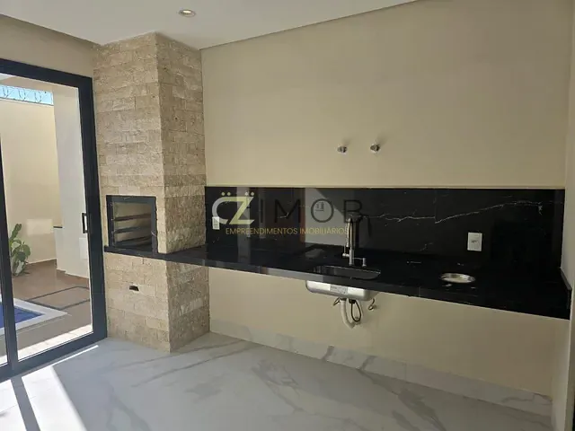 Casa com 250m² 3 quartos e 5 banheiros, à venda, no bairro Jardim Valencia em Ribeirão Preto