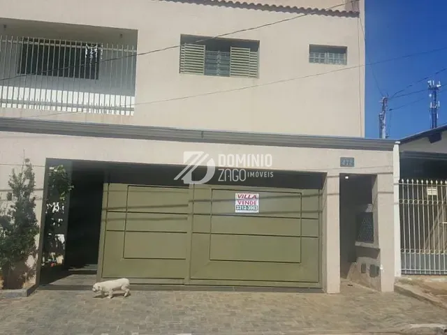 Casa com 250m² 3 quartos e 2 banheiros, à venda, no bairro Parque das Gameleiras em Uberaba