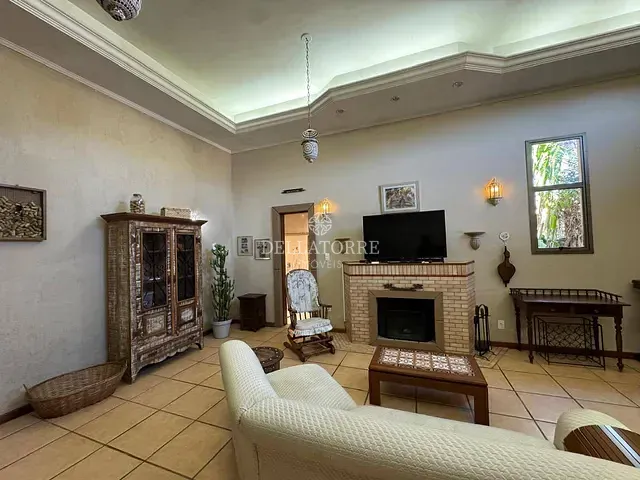 Casa com 67250m² 3 quartos e 5 banheiros, para alugar, no bairro Pimenteiras em Teresópolis