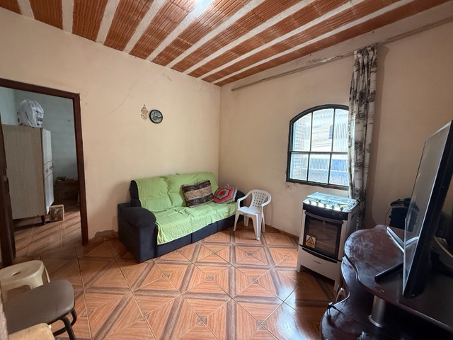 Casa com 324m² 3 quartos e 1 banheiro, à venda, no bairro Jardim Alvorada em Belo Horizonte