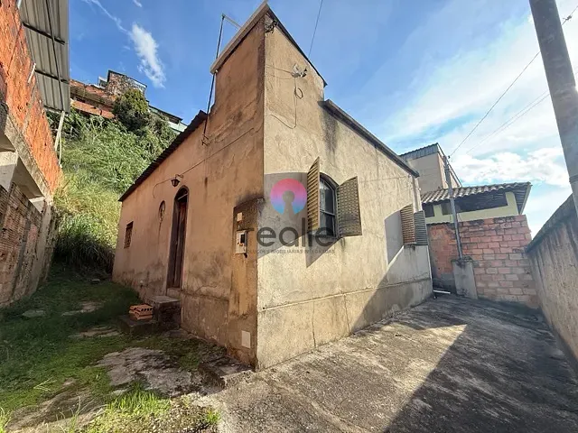 Casa com 324m² 3 quartos e 1 banheiro, à venda, no bairro Jardim Alvorada em Belo Horizonte