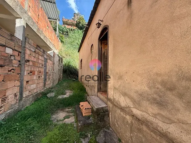 Casa com 324m² 3 quartos e 1 banheiro, à venda, no bairro Jardim Alvorada em Belo Horizonte