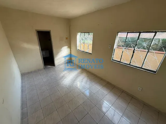 Casa com 720m² 3 quartos e 2 banheiros, à venda, no bairro Marquês de Maricá em Maricá