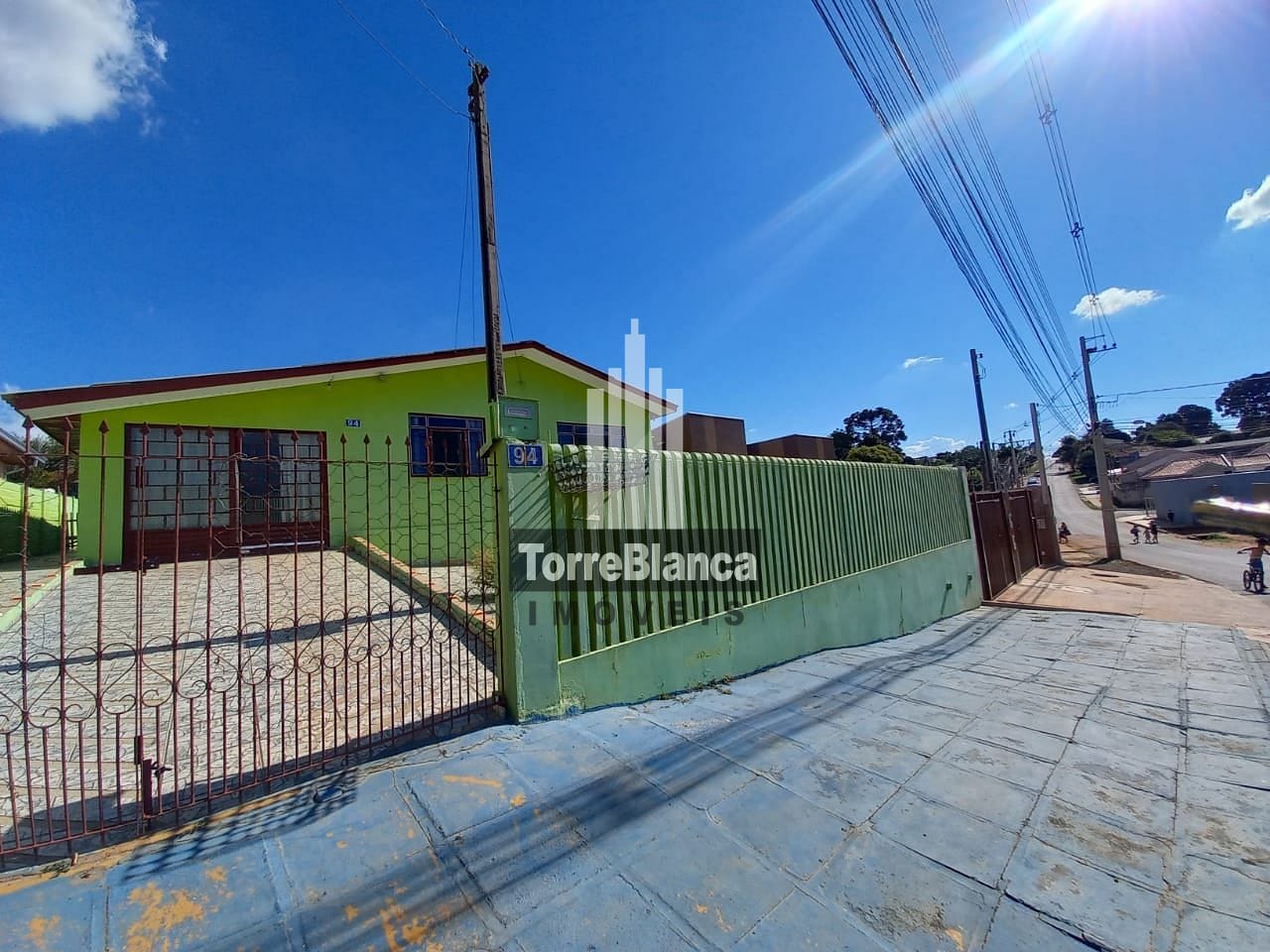 Casa à venda com 2 quartos, 80m² - Foto 4