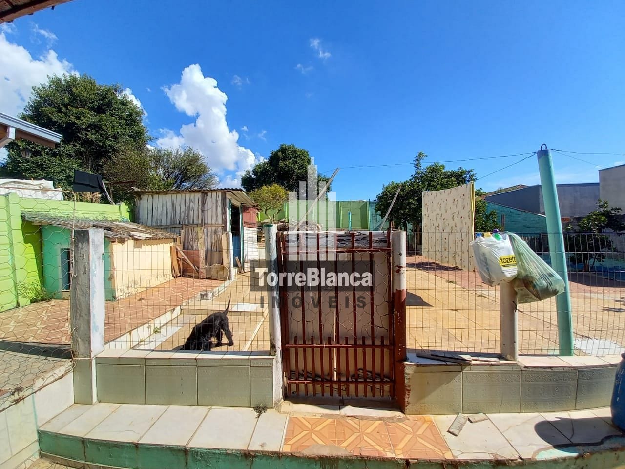 Casa à venda com 2 quartos, 80m² - Foto 3