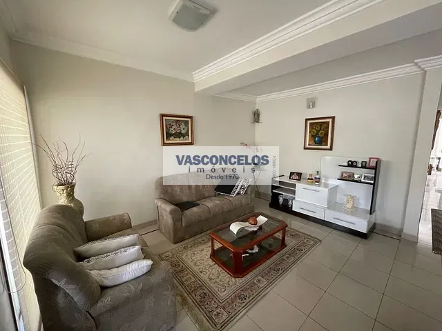 Casa com 360m² 3 quartos e 5 banheiros, à venda, no bairro Jardim das Colinas em São José dos Campos