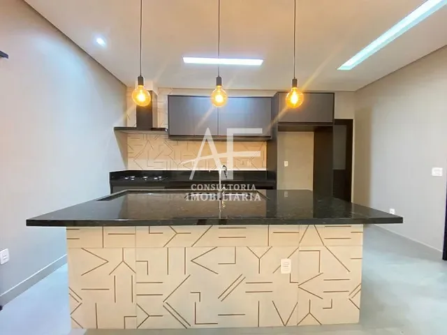 Casa com 317m², à venda, no bairro Guedes em Tremembé