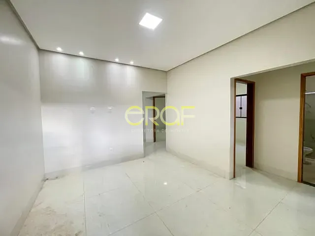 Casa com 188m² 3 quartos e 2 banheiros, à venda, no bairro Iris Village em Formosa