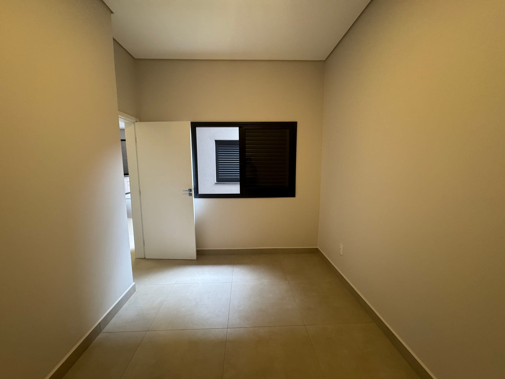 Casa à venda com 3 quartos, 139m² - Foto 14
