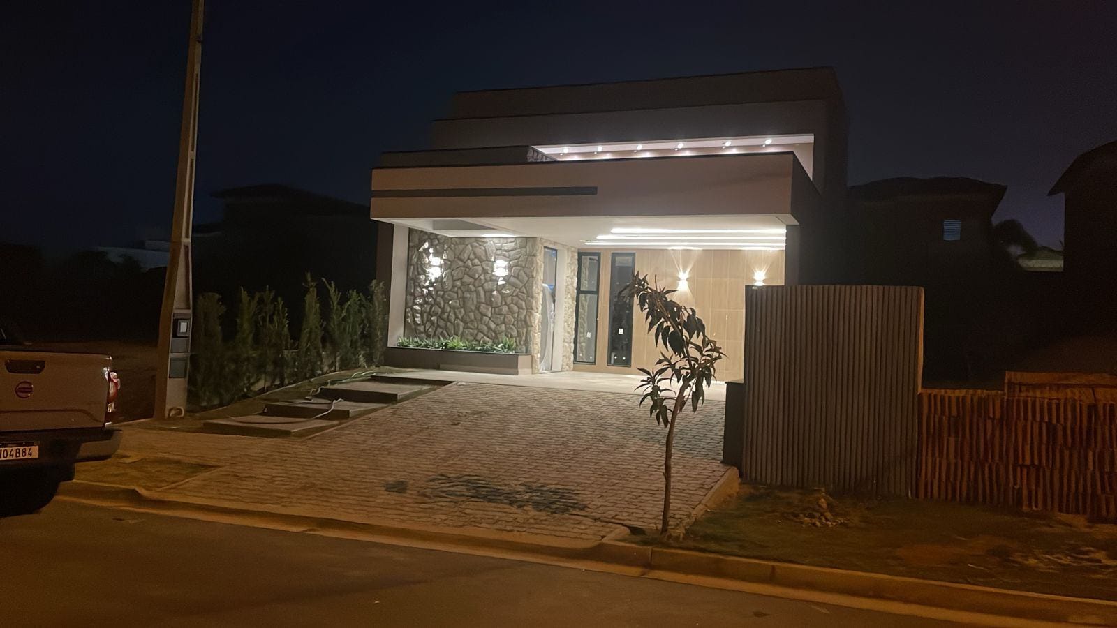 Casa à venda com 3 quartos, 139m² - Foto 2