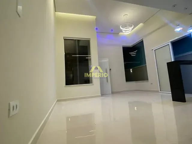 Casa com 150m² 2 quartos e 2 banheiros, à venda, no bairro Residencial Parque Laguna em Salto
