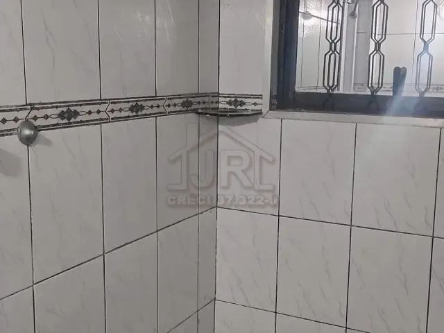 Casa 3 quartos e 2 banheiros, à venda, no bairro Parque São Vicente em Mauá