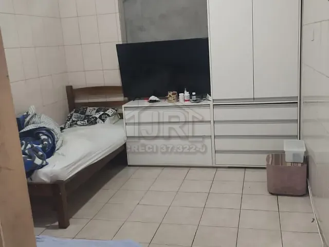 Casa 3 quartos e 2 banheiros, à venda, no bairro Parque São Vicente em Mauá