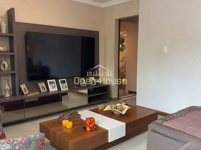 Casa 3 quartos e 5 banheiros, à venda, no bairro Jardim Belvedere em Volta Redonda