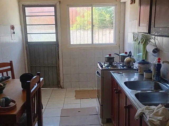 Casa com 576m² 2 quartos e 2 banheiros, à venda, no bairro Areal em Pelotas