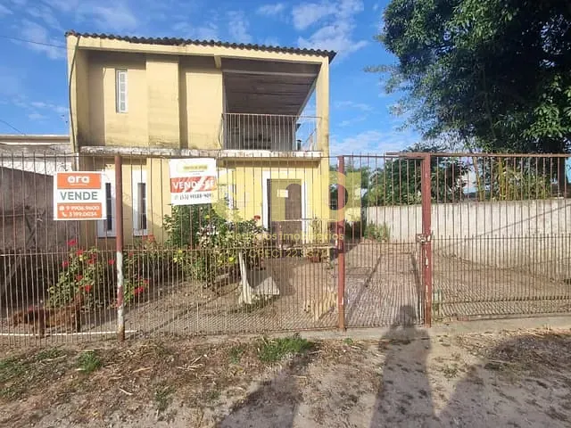 Casa com 576m² 2 quartos e 2 banheiros, à venda, no bairro Areal em Pelotas