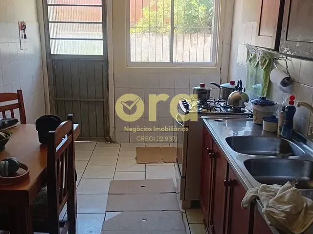 Casa com 576m² 2 quartos e 2 banheiros, à venda, no bairro Areal em Pelotas