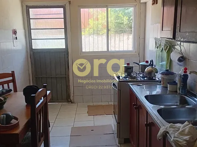 Casa com 576m² 2 quartos e 2 banheiros, à venda, no bairro Areal em Pelotas
