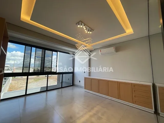 Casa 2 quartos e 2 banheiros, à venda, no bairro Jardim Copacabana em Sinop