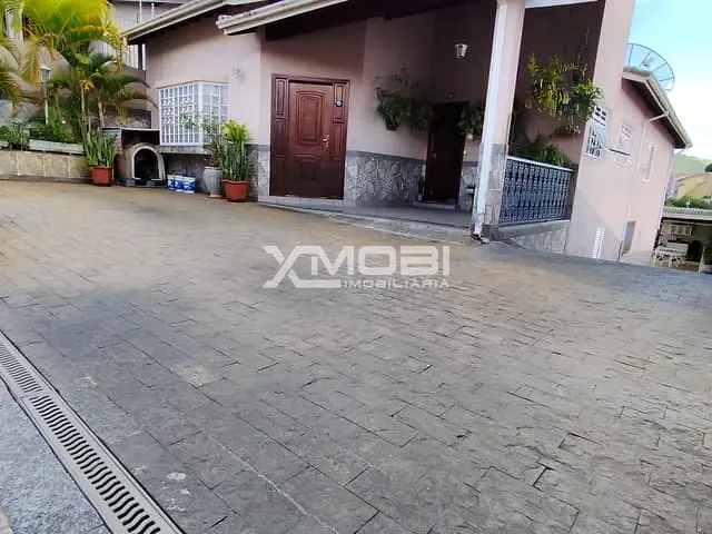 Casa 4 quartos e 3 banheiros, à venda, no bairro Nova Itatiba em Itatiba