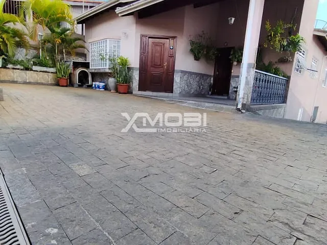 Casa 4 quartos e 3 banheiros, à venda, no bairro Nova Itatiba em Itatiba