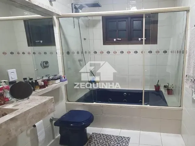 Casa com 388m² 3 quartos e 4 banheiros, à venda, no bairro City Bussocaba em Osasco