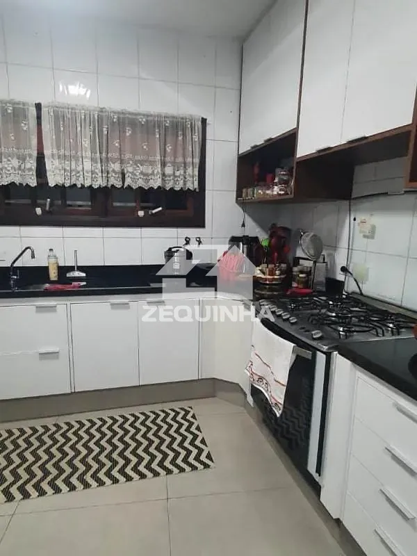 Casa, 3 quartos, 250 m² - Foto 7