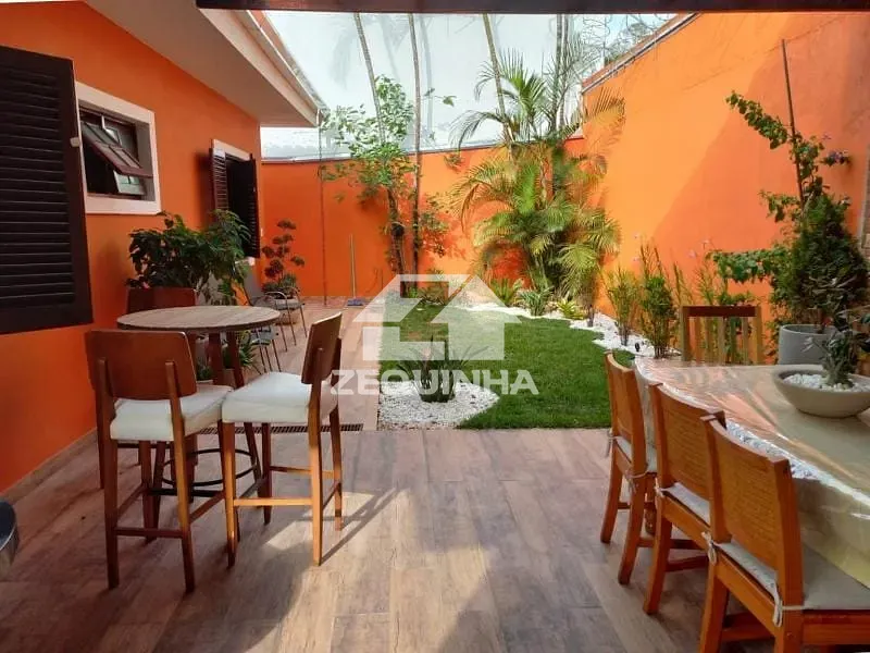 Casa, 3 quartos, 250 m² - Foto 24