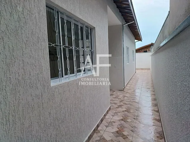 Casa com 125m² 2 quartos e 1 banheiro, à venda, no bairro Chácara Belo Horizonte em Taubaté
