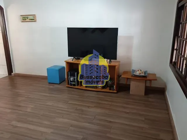 Casa com 175m² 3 quartos e 1 banheiro, à venda, no bairro Pestana em Osasco