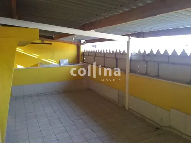 Casa com 280m² 3 quartos e 3 banheiros, à venda ou para alugar, no bairro Vila Caldas em Carapicuíba