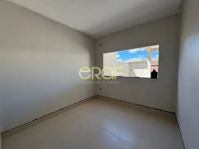 Casa com 216m² 3 quartos e 2 banheiros, à venda, no bairro Setor de Chácaras Sul em Formosa