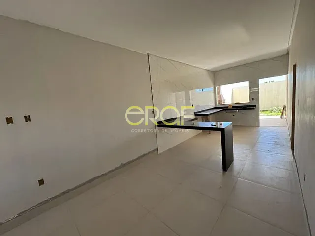 Casa com 216m² 3 quartos e 2 banheiros, à venda, no bairro Setor de Chácaras Sul em Formosa
