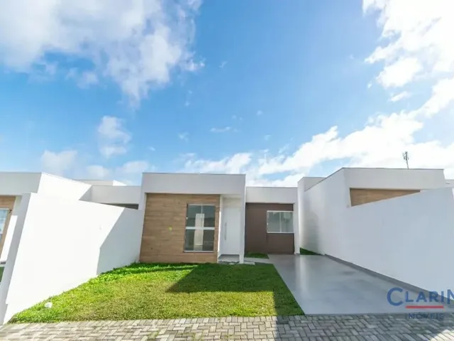 Casa 3 quartos e 3 banheiros, à venda, no bairro ITAQUI em Campo Largo