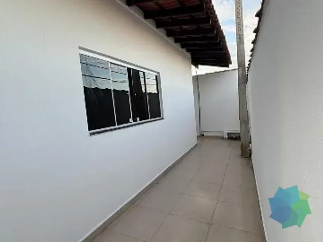 Casa 2 quartos e 1 banheiro, à venda, no bairro Centro em Salto