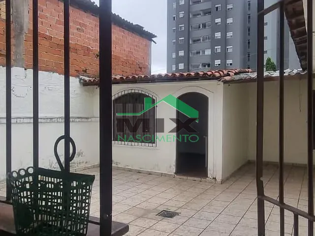 Casa com 300m² 2 quartos e 2 banheiros, à venda, no bairro Taboão em São Bernardo do Campo