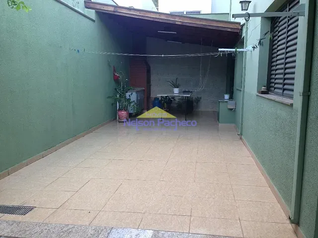 Casa com 350m² 3 quartos e 2 banheiros, à venda, no bairro Centro em Capivari