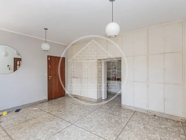 Casa com 500m² 2 quartos e 3 banheiros, à venda ou para alugar, no bairro Brooklin Paulista em São Paulo