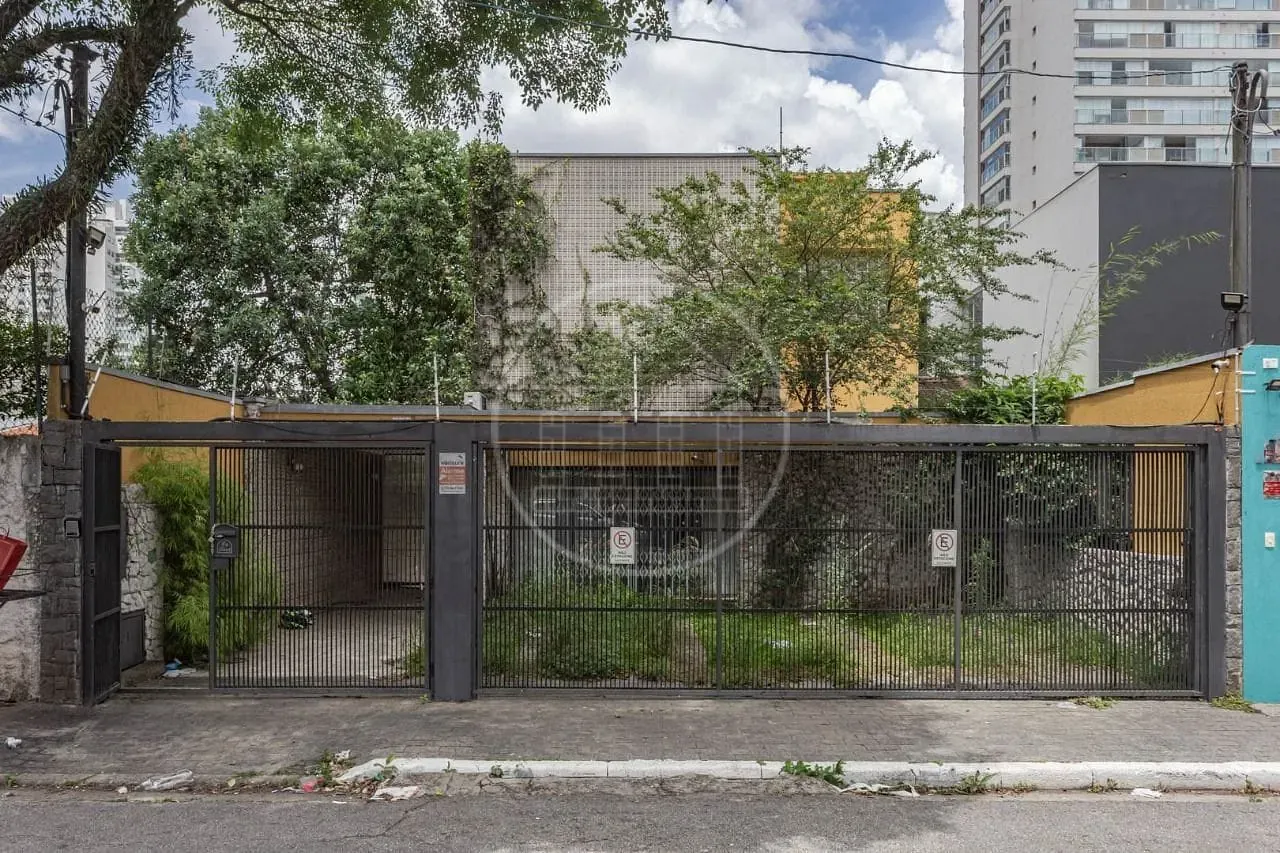 Casa, 2 quartos, 237 m² - Foto 1