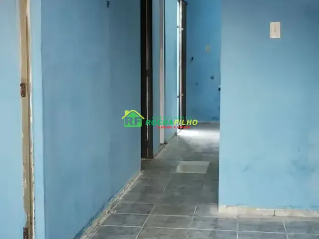 Casa com 76m² 2 quartos e 1 banheiro, à venda ou para alugar, no bairro Redenção em Teresina