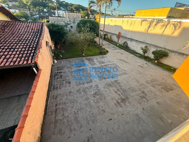 Casa 3 quartos e 3 banheiros, para alugar, no bairro Itapeba em Maricá