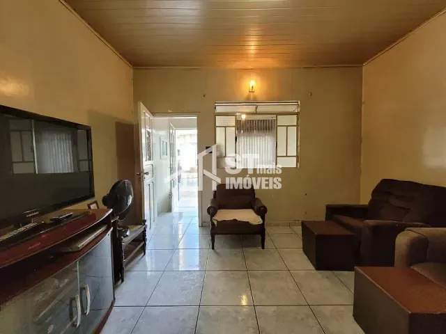 Casa com 200m² 2 quartos e 1 banheiro, à venda, no bairro Centro em Andradas