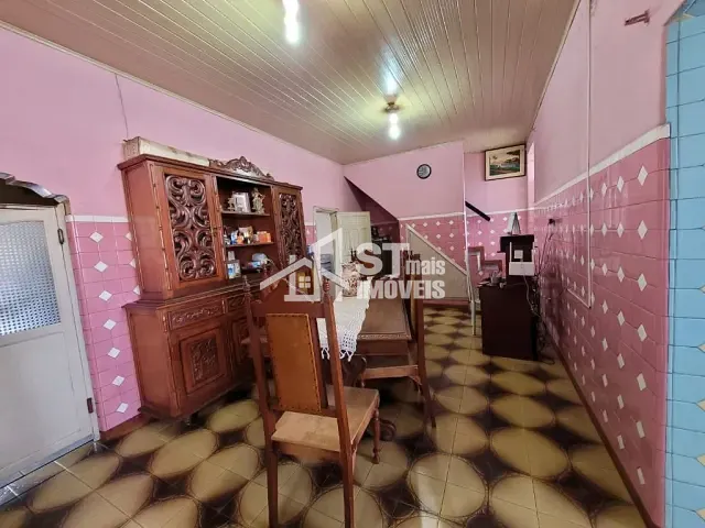 Casa com 200m² 2 quartos e 1 banheiro, à venda, no bairro Centro em Andradas