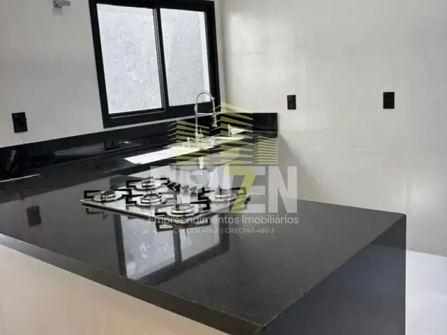 Casa com 180m² 3 quartos e 2 banheiros, à venda, no bairro Jardim Solange em Bauru